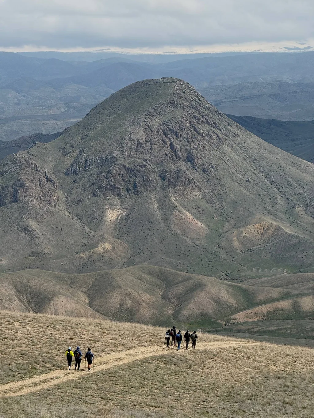 Гора Ерах, вид на долину